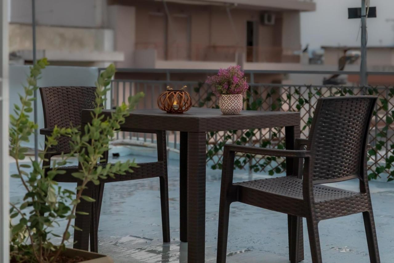 P&K Luxury Apartments 3 カラマタ エクステリア 写真